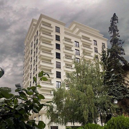 Central Luxury Apartment 普里什蒂纳 外观 照片