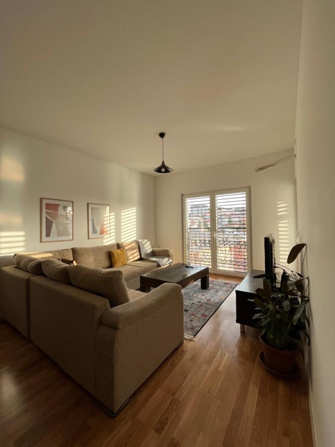 Central Luxury Apartment 普里什蒂纳 外观 照片