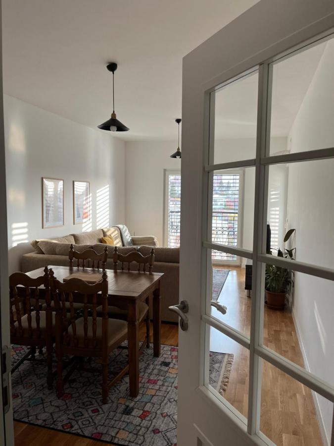 Central Luxury Apartment 普里什蒂纳 外观 照片