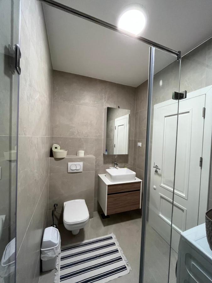 Central Luxury Apartment 普里什蒂纳 外观 照片